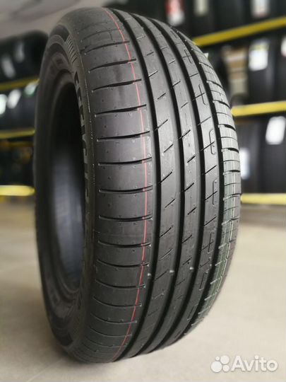 Goodyear EfficientGrip Performance 225/45 R18 95W