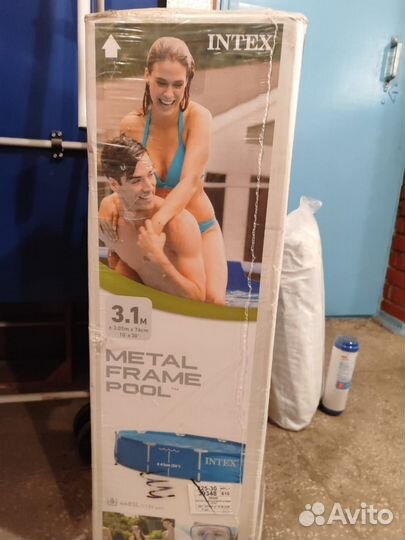 Каркасный бассейн intex