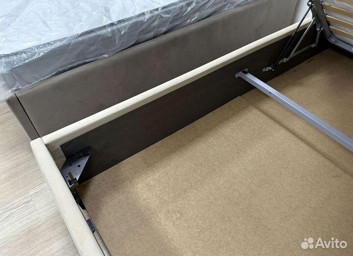 Кровать 140х200