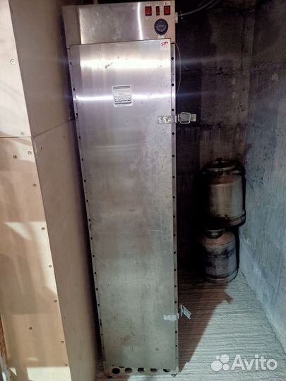 Вялочных шкаф, Москит