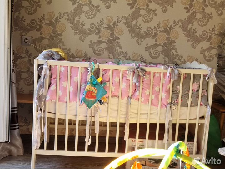 Кроватка детская с матрасом бу