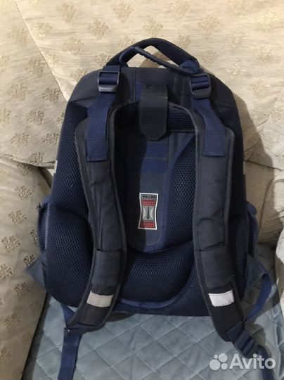 Портфель школьный для мальчика