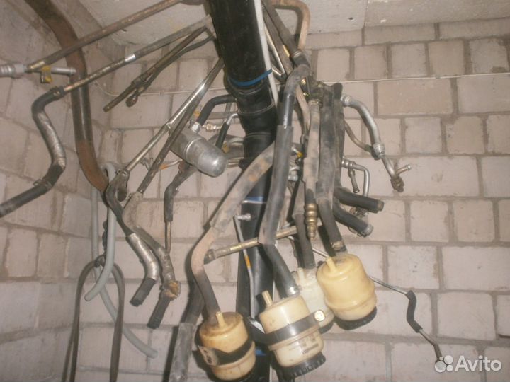 Трубка, бачок, шланг Г У Ра на Дэу Нексия б/у