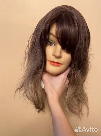 Парик новый с челкой