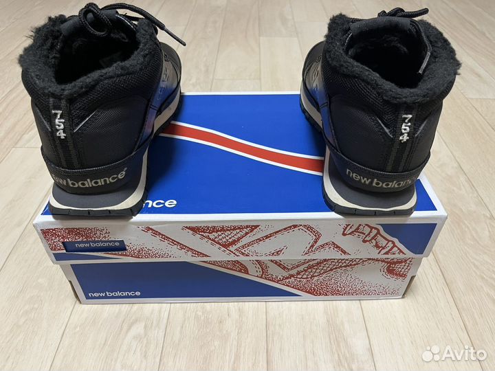 Кроссовки new balance 754 зимние