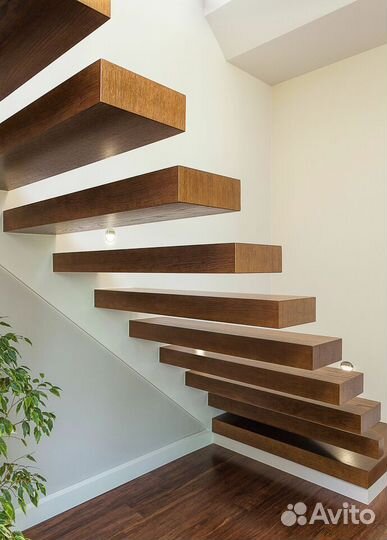 Парящая лестница