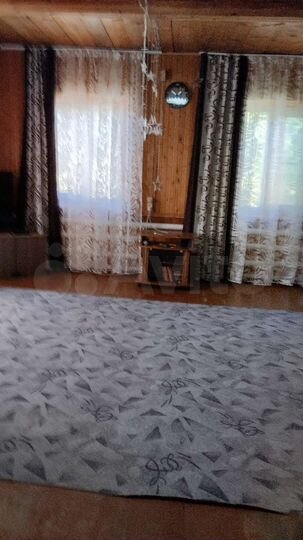 Дом 220 м² на участке 14 сот.