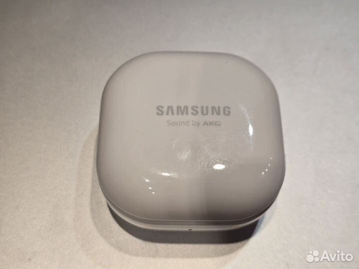 Samsung galaxy buds live