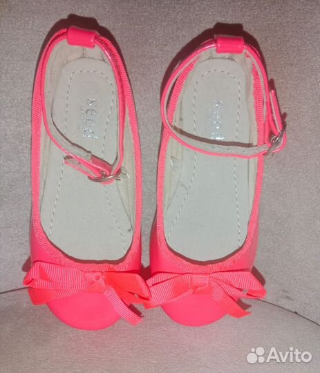 Туфли на девочку 24 размер