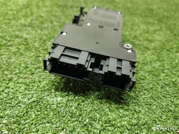 Кнопка регулировки сиденья Audi A4 (B8) 2007-2015