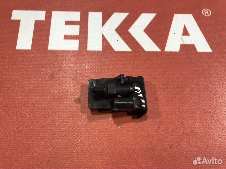 Форсунка омывателя лобового стекла бмв Х1 Е84