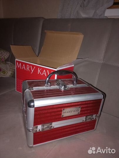 Кейс для хранения декоративной косметики