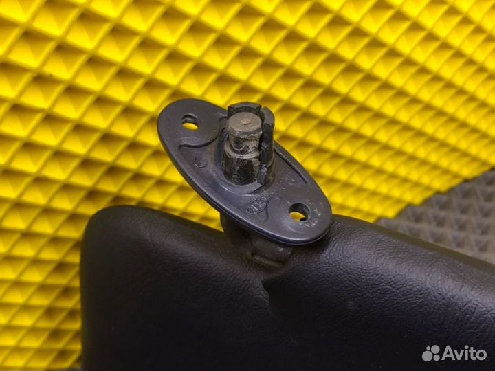 Козырьки Mercedes-Benz 190E W201 M102.921 2.0I