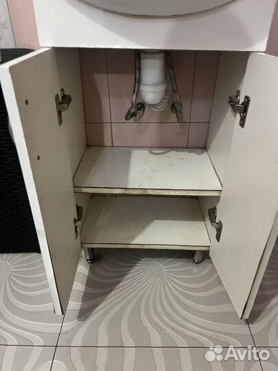 Тумба с раковиной для ванной бу