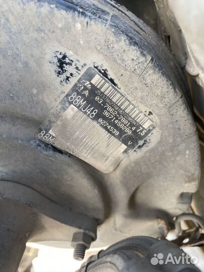 Вакумник в сборе Renault Duster 1.5л K9K