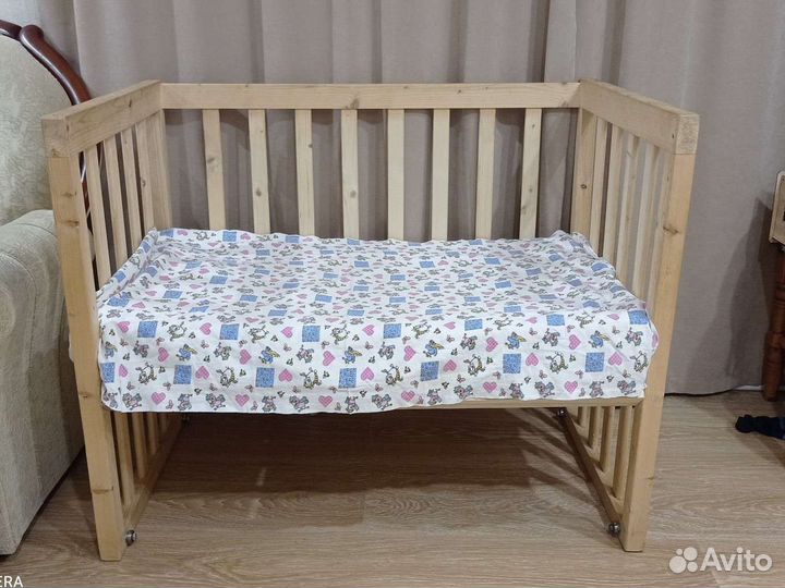 Кроватка детская