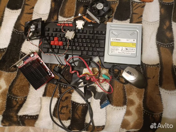 Куча компьютерного железа