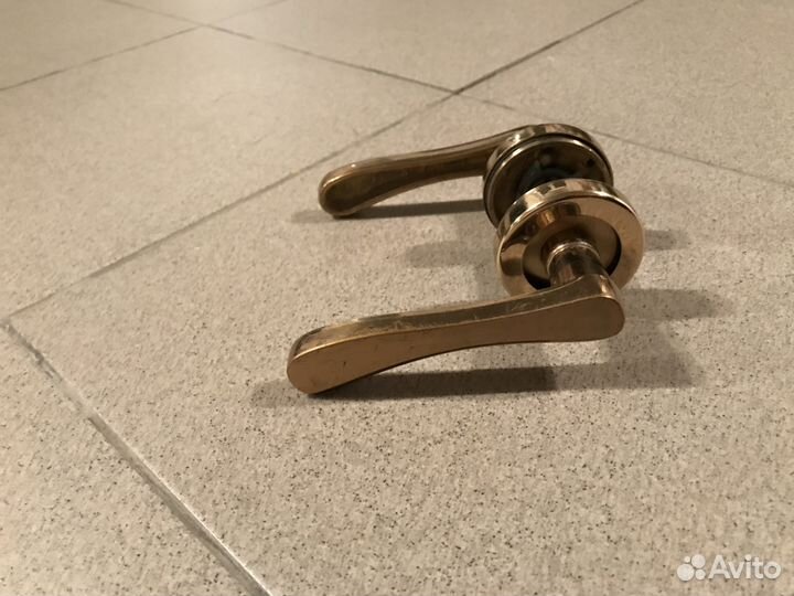 Двери межкомнатные б/у (массив со шпоном)