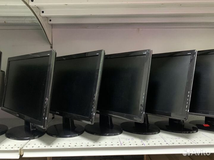 Мониторы 22 Vesa / VGA / DVI / много