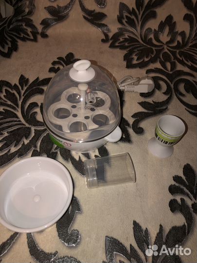 Яйцеварка Endever(в подарок подставка под яйцо)