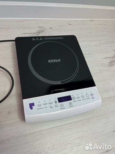 Индукционная плитка Kitfort KT-101