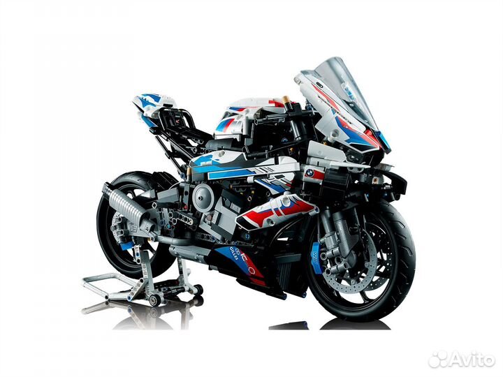 Конструктор BMW 1000 RR Lego 42130,новый