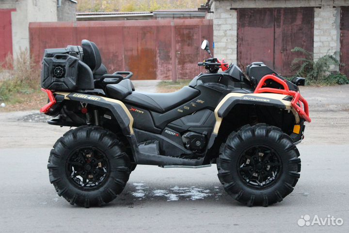 Квадроцикл BRP outlander 1000 хмr 19г 2550км побег