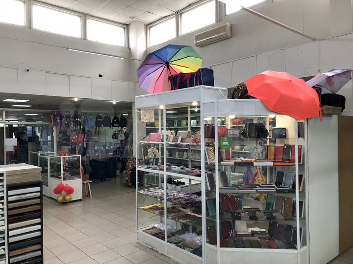 Торговая площадь, 16 м²