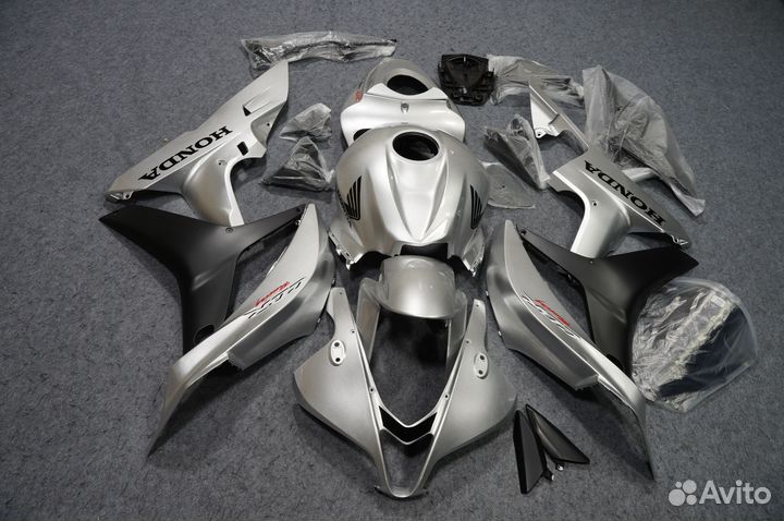 Комплект пластика на Honda CBR 600RR 2007-2008
