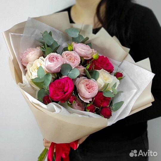 Сборный букет с пионовидной розой №615