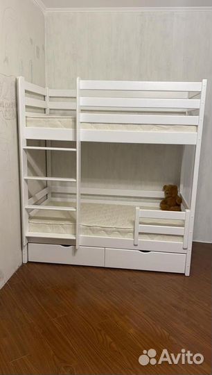 Детская двухярусная кровать180х80 с матрасами