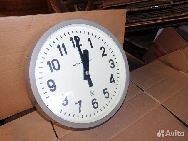 Электронные часы Янтарь заводской проходной СССР