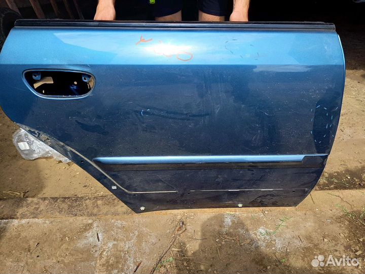 Дверь задний правый subaru