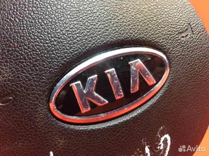 Подушка безопасности в руль Kia Venga G4FC (Б/У)