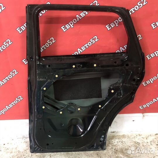 Задняя правая дверь Land Rover Evoque