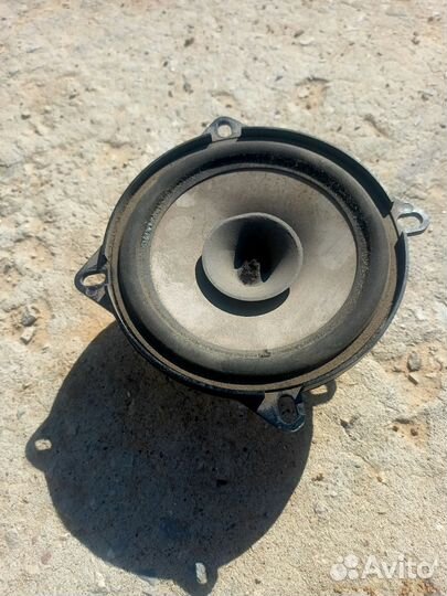 Динамик передний Volvo S40 1