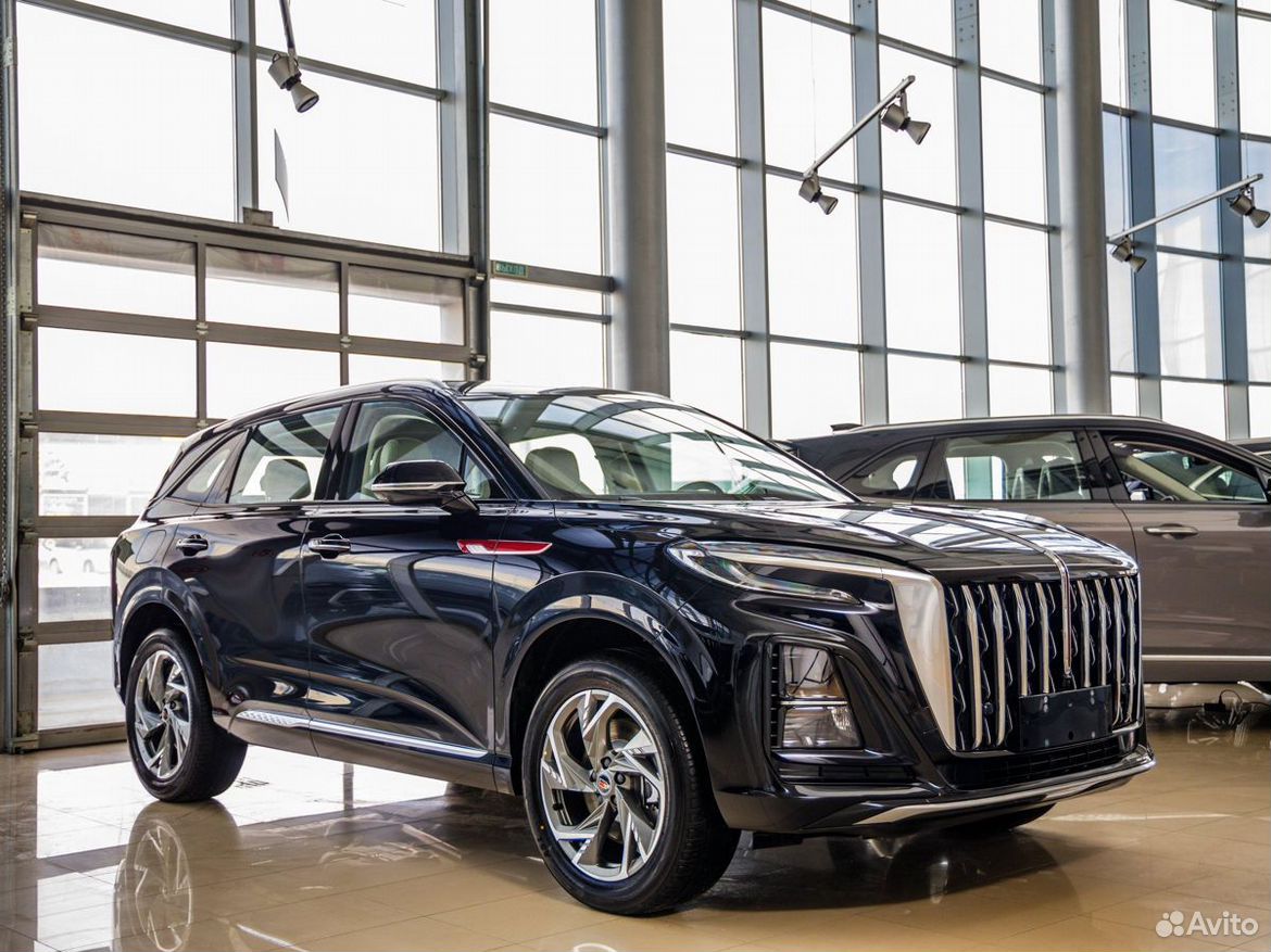 Hongqi HS3 1.5 AMT, 2025