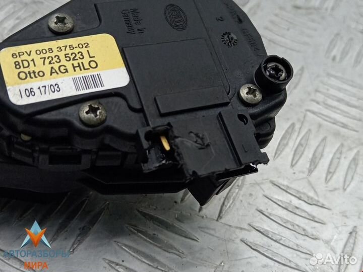 Педаль Volkswagen Passat B5 рест. 2003 8D1723523Q