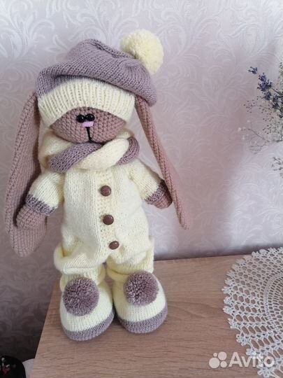 Игрушка вязаная Заяц-Тильда