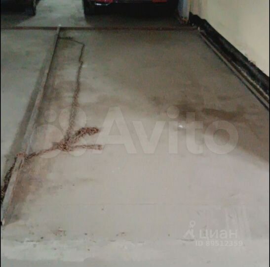 Машиноместо, 14 м²