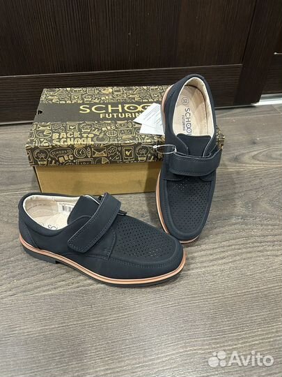 Туфли школьные на мальчика 32 34 новые