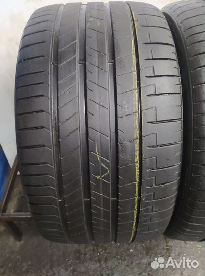 Pirelli P Zero 305/30 R21 98W