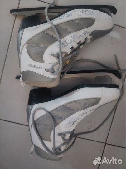 Коньки фигурные