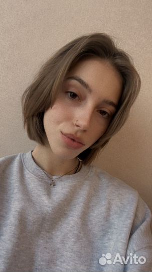 Администратор, менеджер, официант, хостес