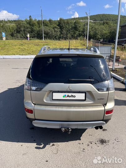 Mitsubishi Outlander 3.0 AT, 2008, 276 000 км