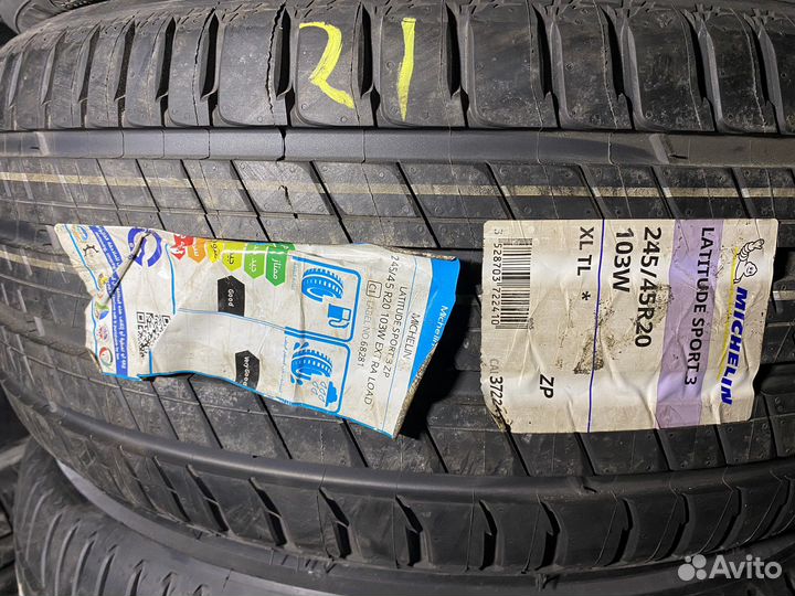 Michelin Latitude Sport 3 Acoustic​ 245/45 R20 и 275/40 R20 103W