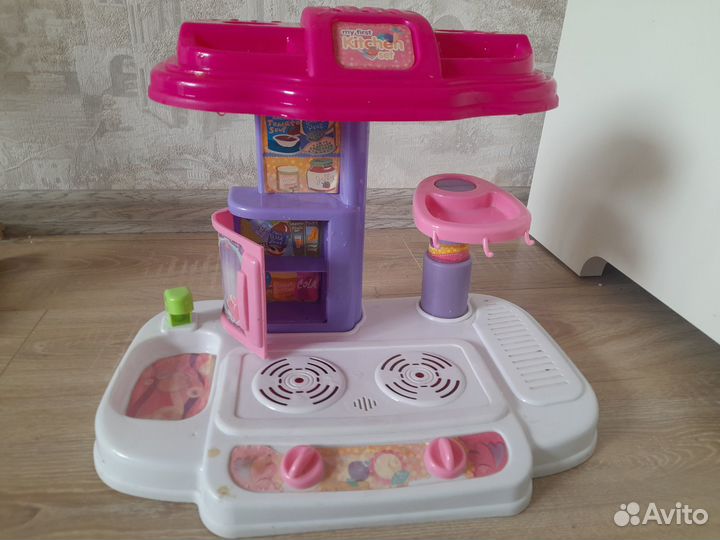 Детская плита и посуда