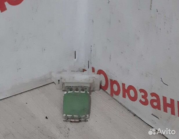 Резистор отопителя Renault Logan 1