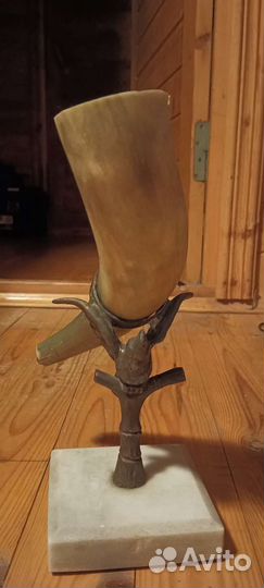 Статуэтка ретро, камень, бронза, рог