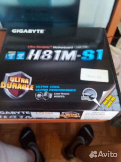 Материнская плата